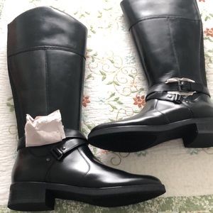 Women’s boots